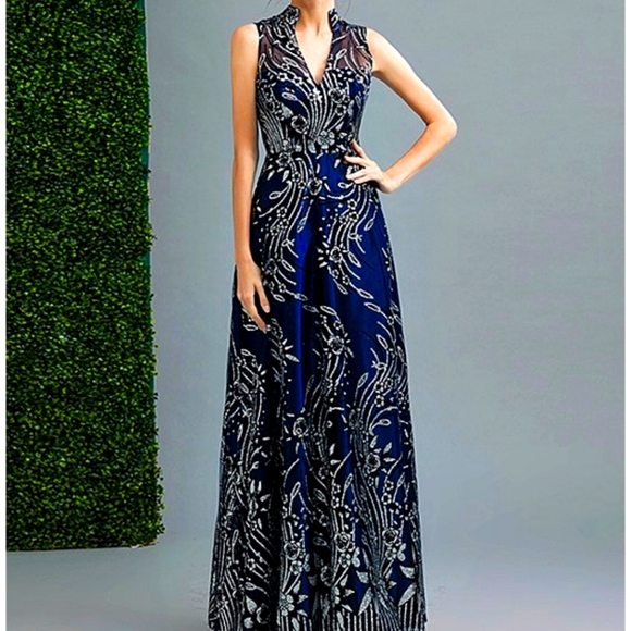 Coeur de vague navy Floral sheer-yoke collar gown - Picture 1 of 11